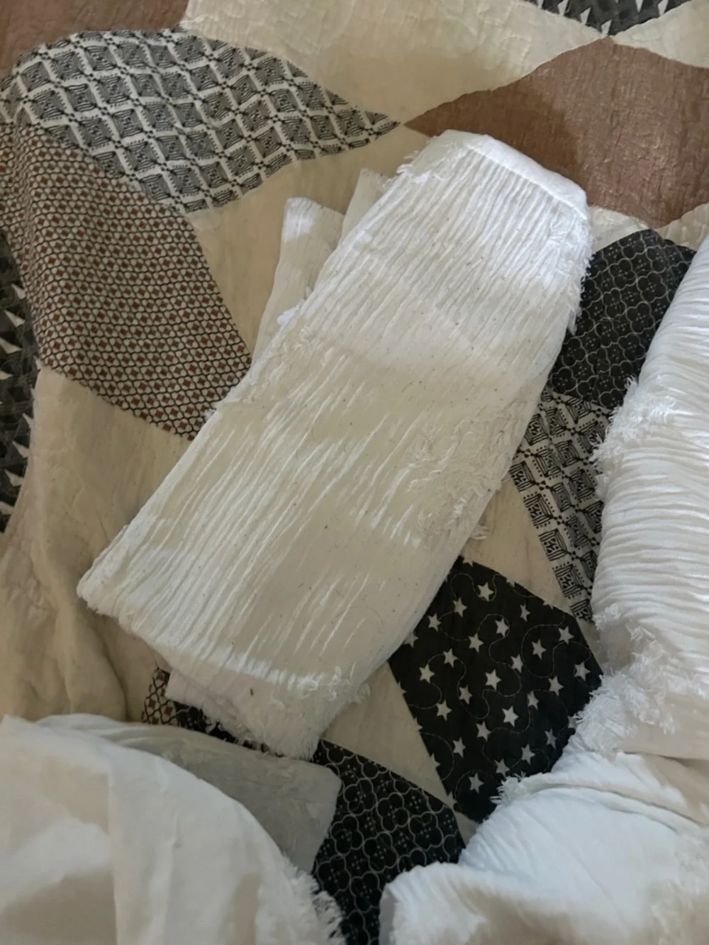 Luxurious White Textured duvet cover - Soft Layered Design